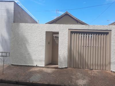 Casa para Venda, em Ara�atuba, bairro PALMEIRAS, 3 dormit�rios, 1 banheiro, 2 vagas